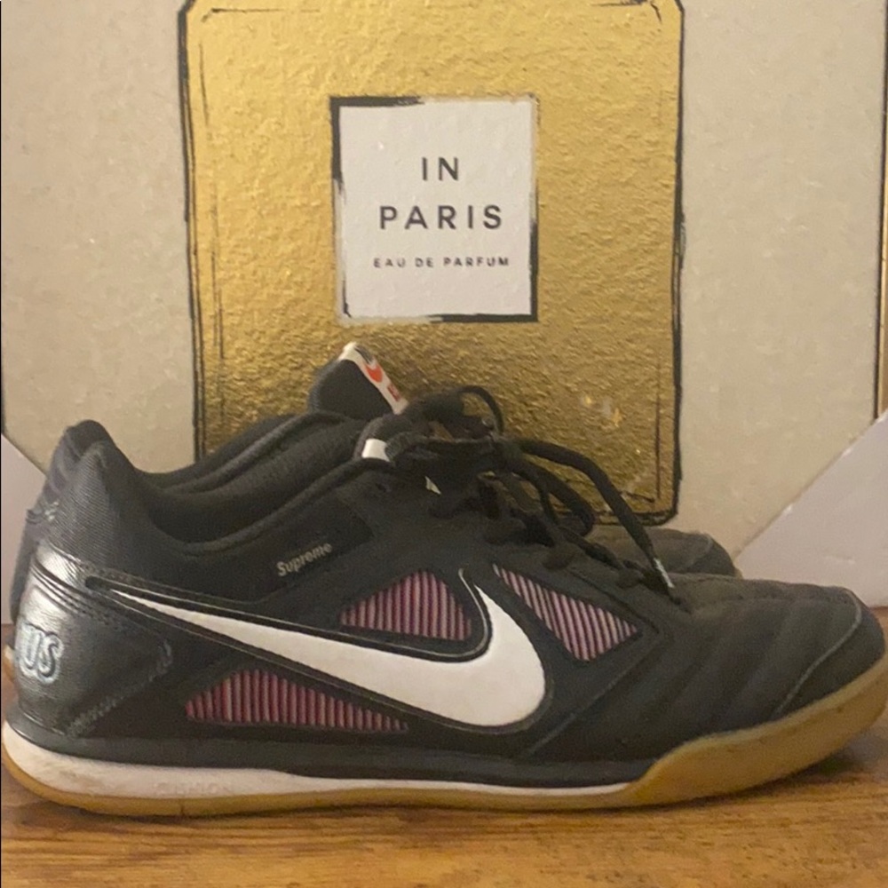 Supreme sneakers - Picture 3 of 3